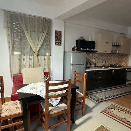 Vila Adriatik 1 Vlorë Exterior foto