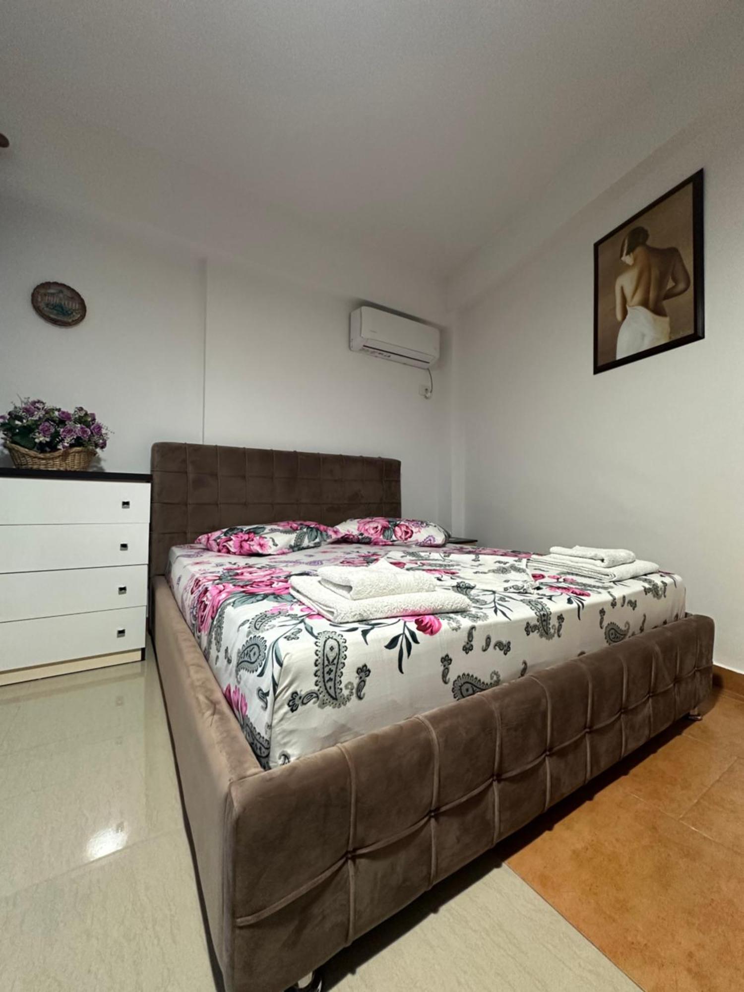 Vila Adriatik 1 Vlorë Exterior foto